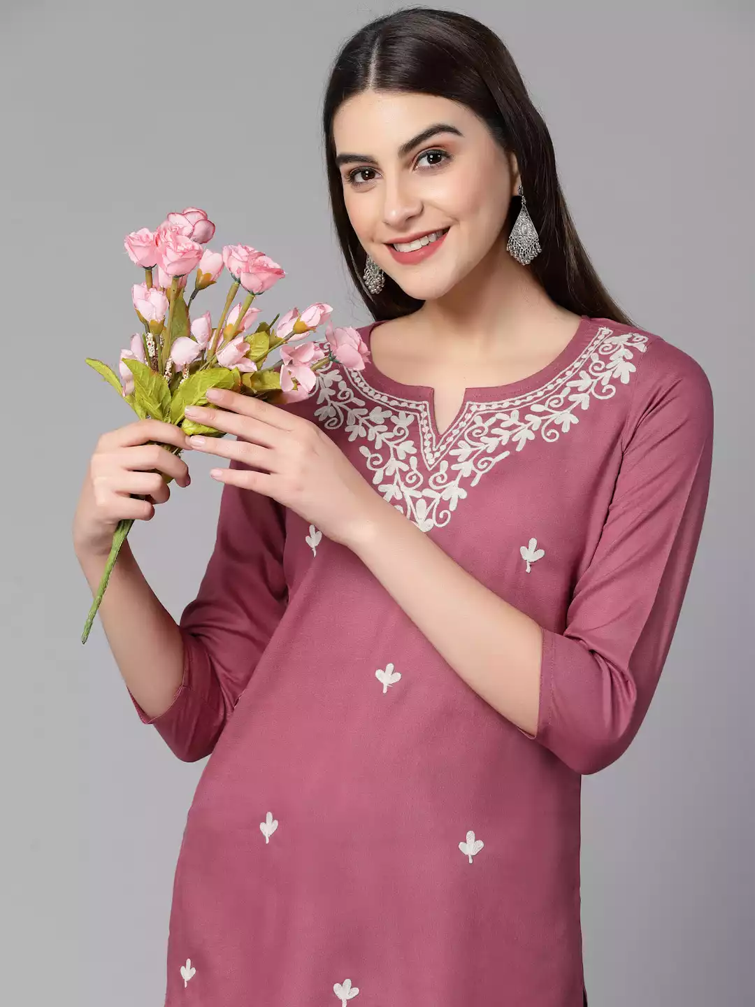 Aiza Kashmiri Pink Short Kurti - Image 2