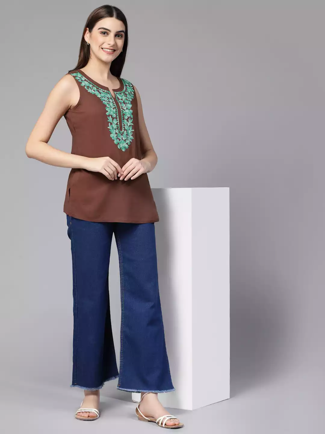 Amaira Brown Sleeveless Short Kurti - Image 5