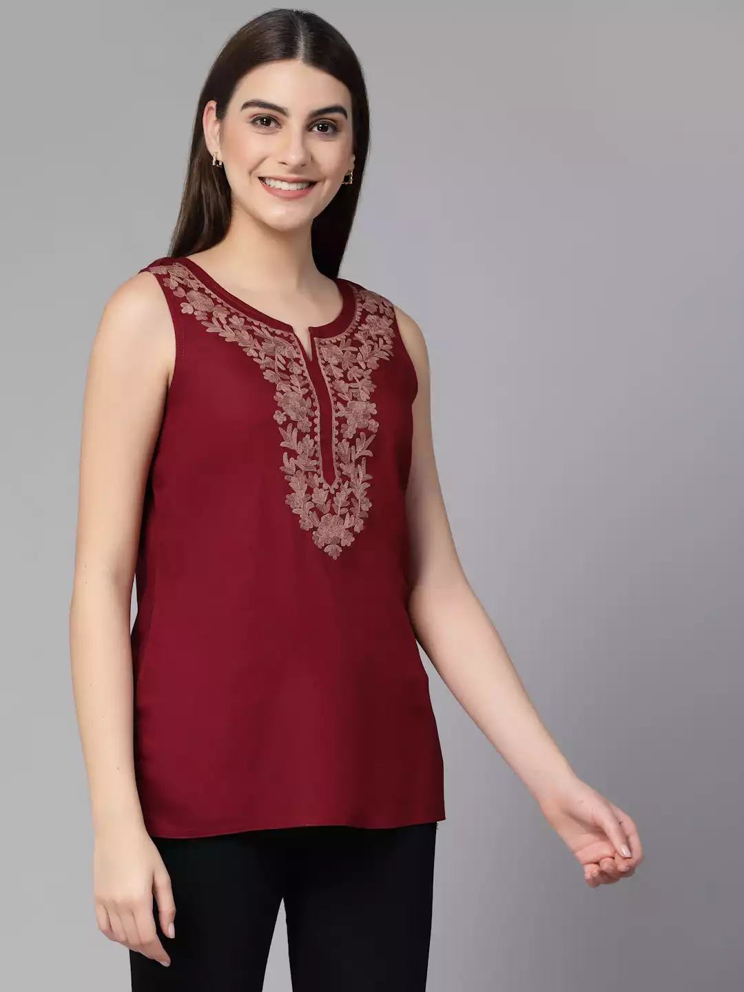Amaira Maroon Sleeveless Short Kurti - Image 3