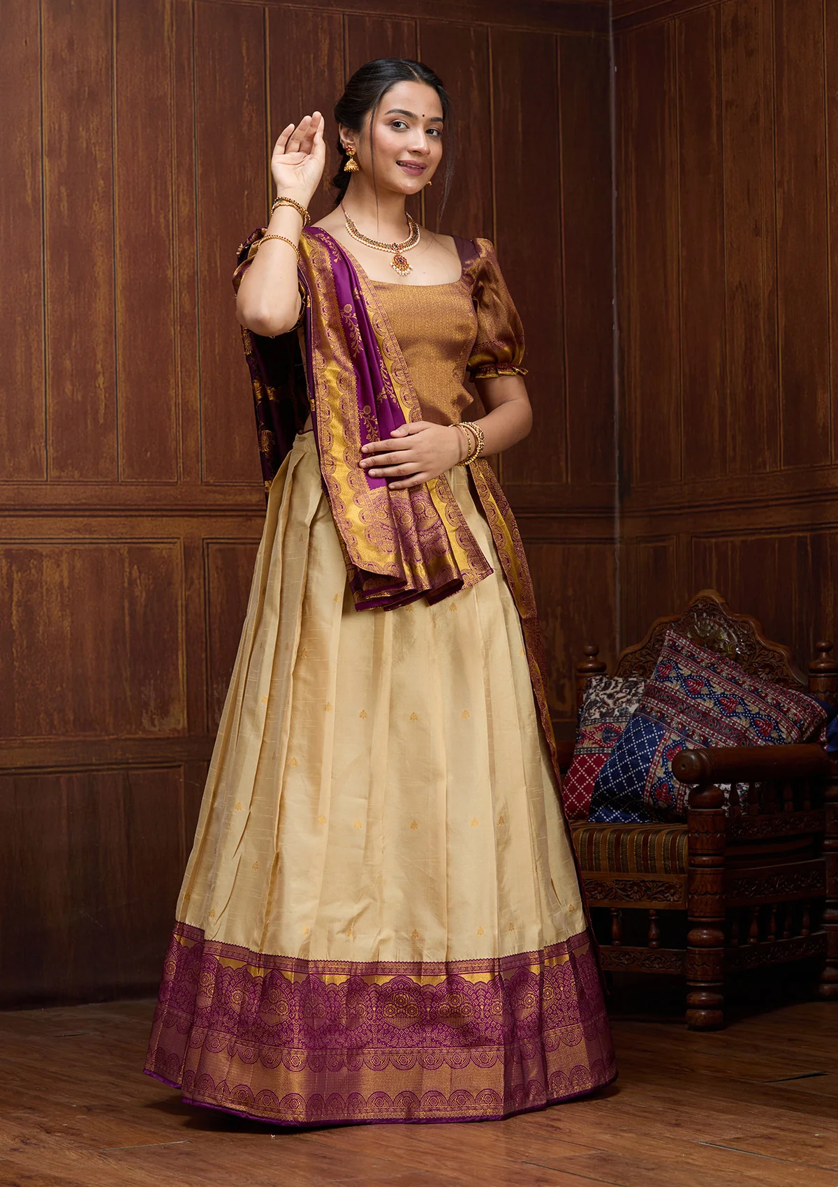 Banarasi Semi-Stitched Lehenga - Image 13