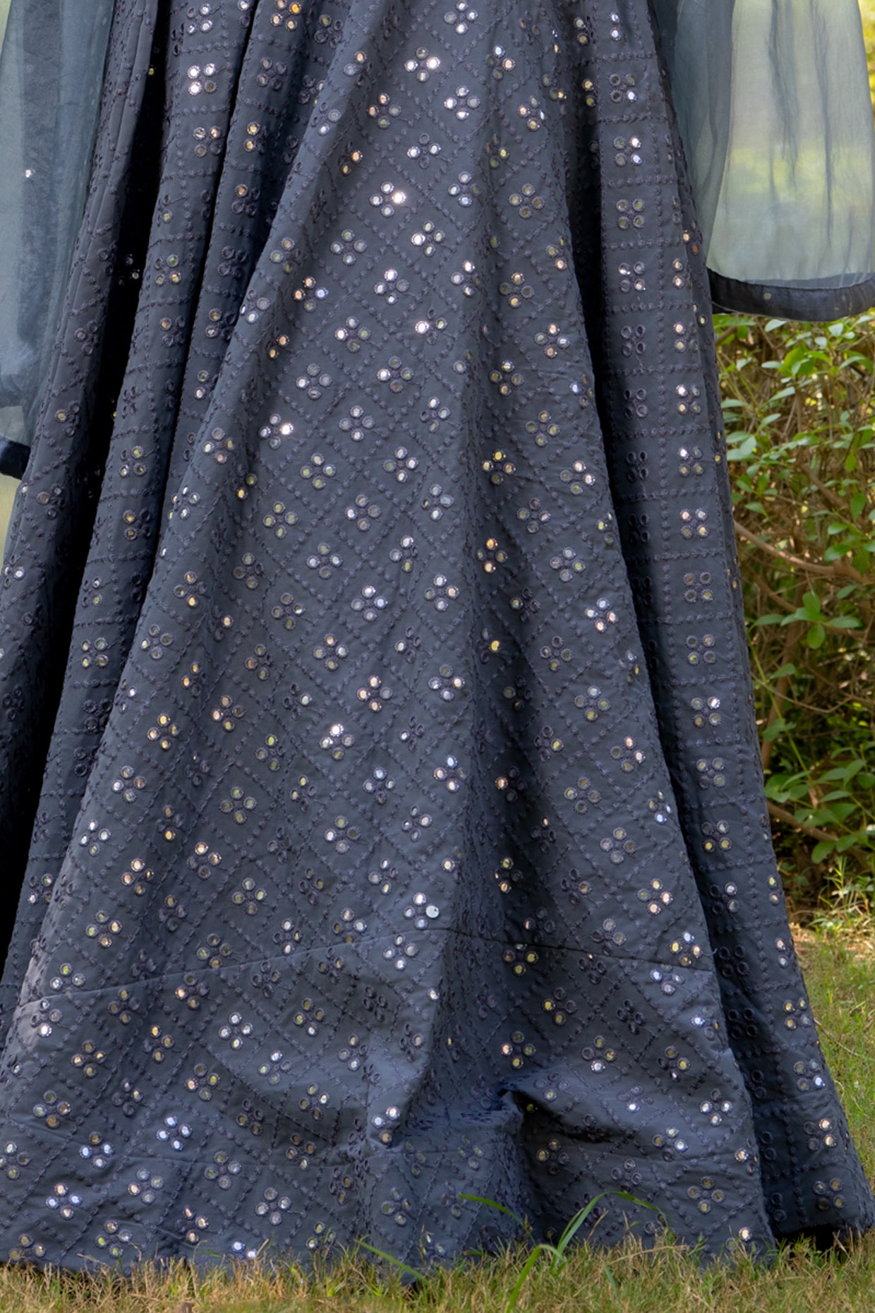 Grey Georgette Mirror Embroidered Lehenga Set - Image 4