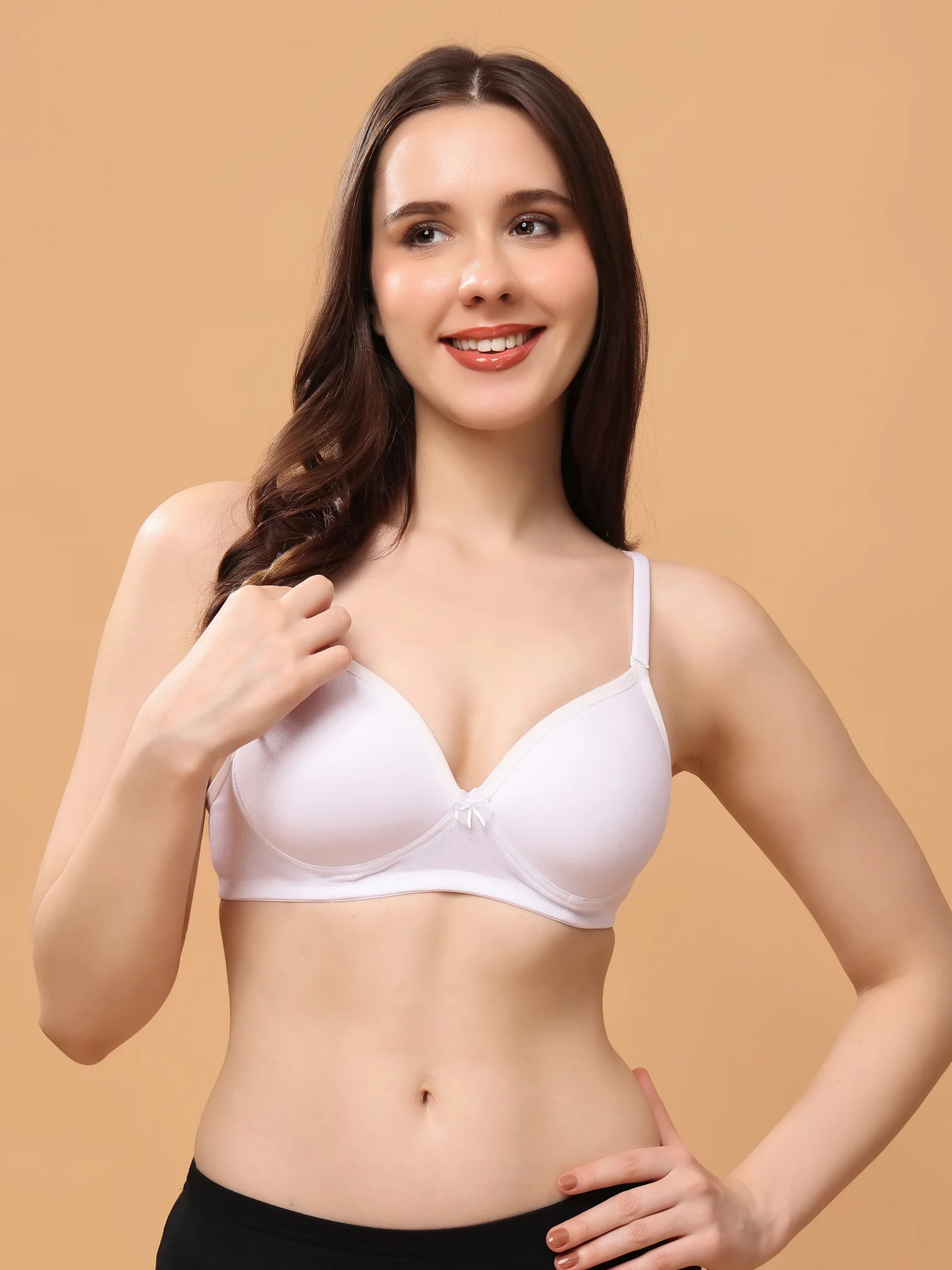 Women's Non-Wired Medium Coverage Convertible-Straps T-Shirt Bra - Image 8