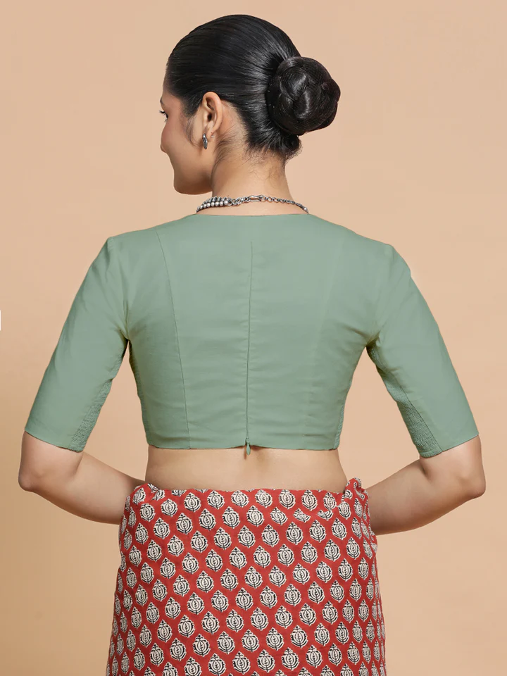 Malika x Rozaana | Deep Neck Saree Blouse in Peppermint Green Linen - Image 2